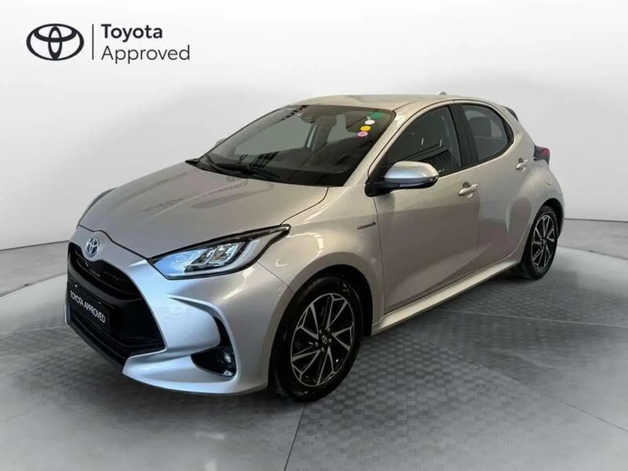 Photo 1 : Toyota Yaris 2021 Hybride