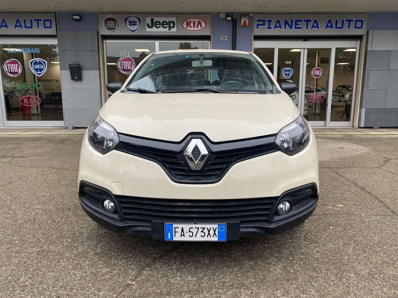 Photo 1 : Renault Captur 2015 Essence