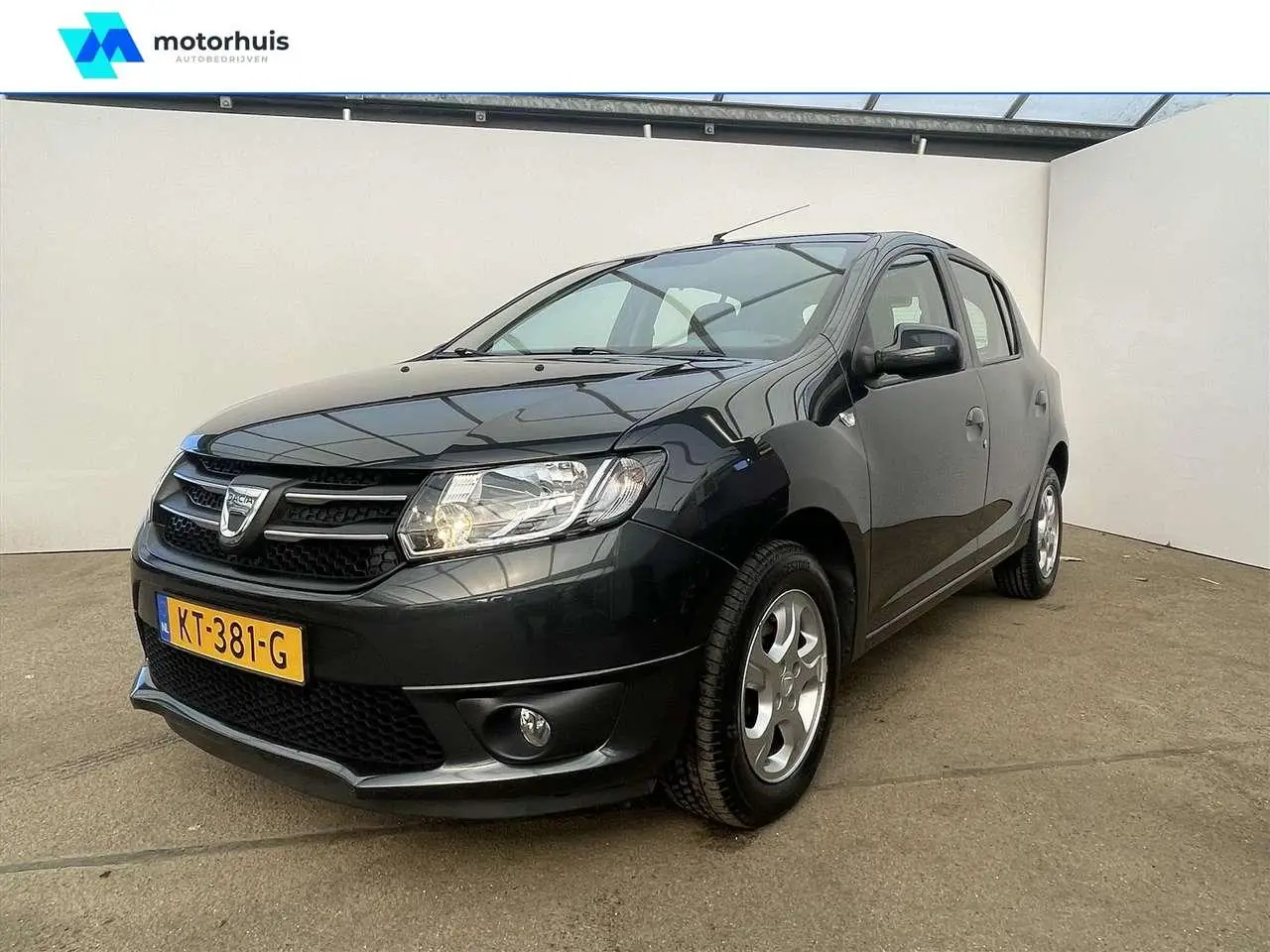 Photo 1 : Dacia Sandero 2016 Petrol