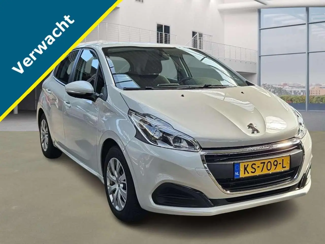 Photo 1 : Peugeot 208 2016 Petrol