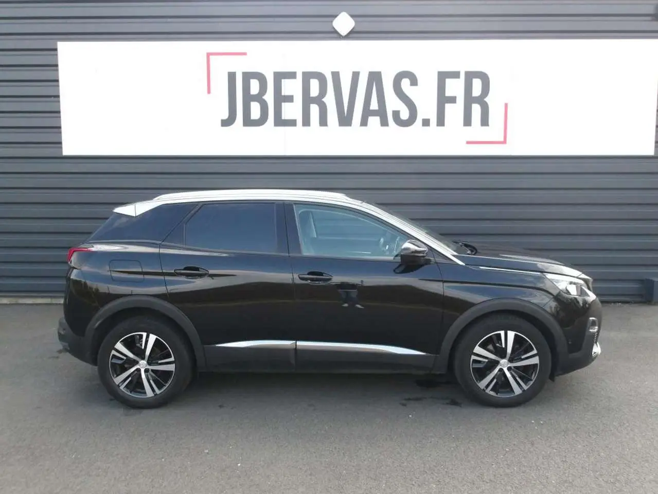 Photo 1 : Peugeot 3008 2018 Petrol