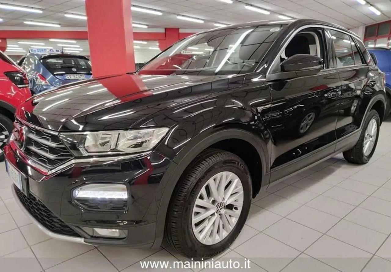 Photo 1 : Volkswagen T-roc 2021 Essence