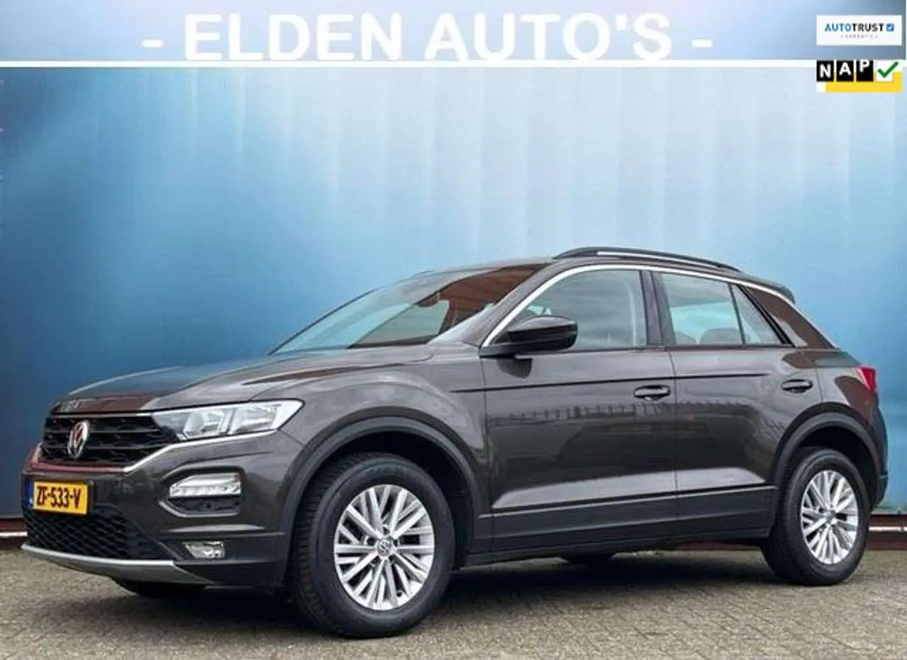 Photo 1 : Volkswagen T-roc 2019 Essence