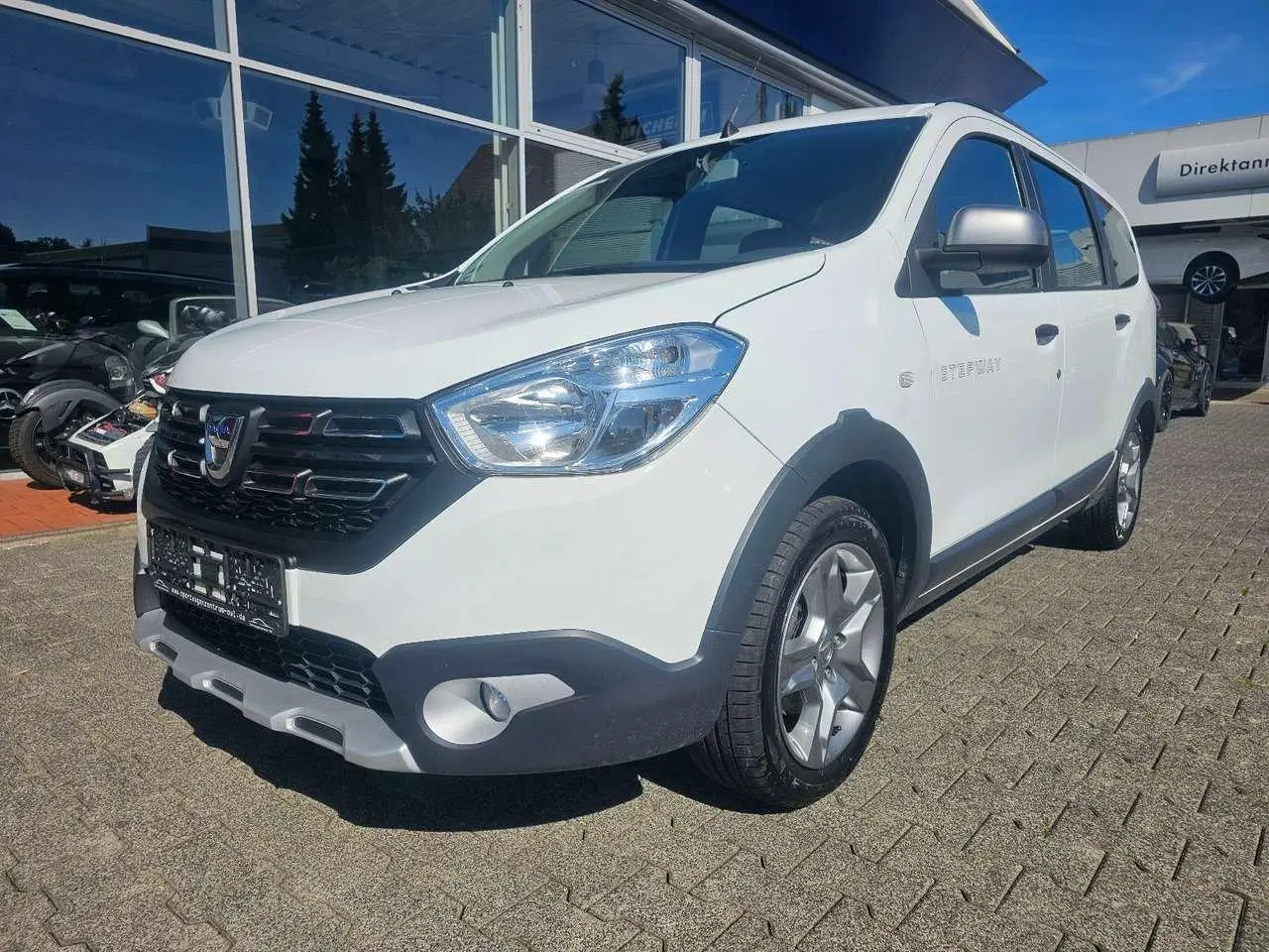 Photo 1 : Dacia Lodgy 2021 Petrol