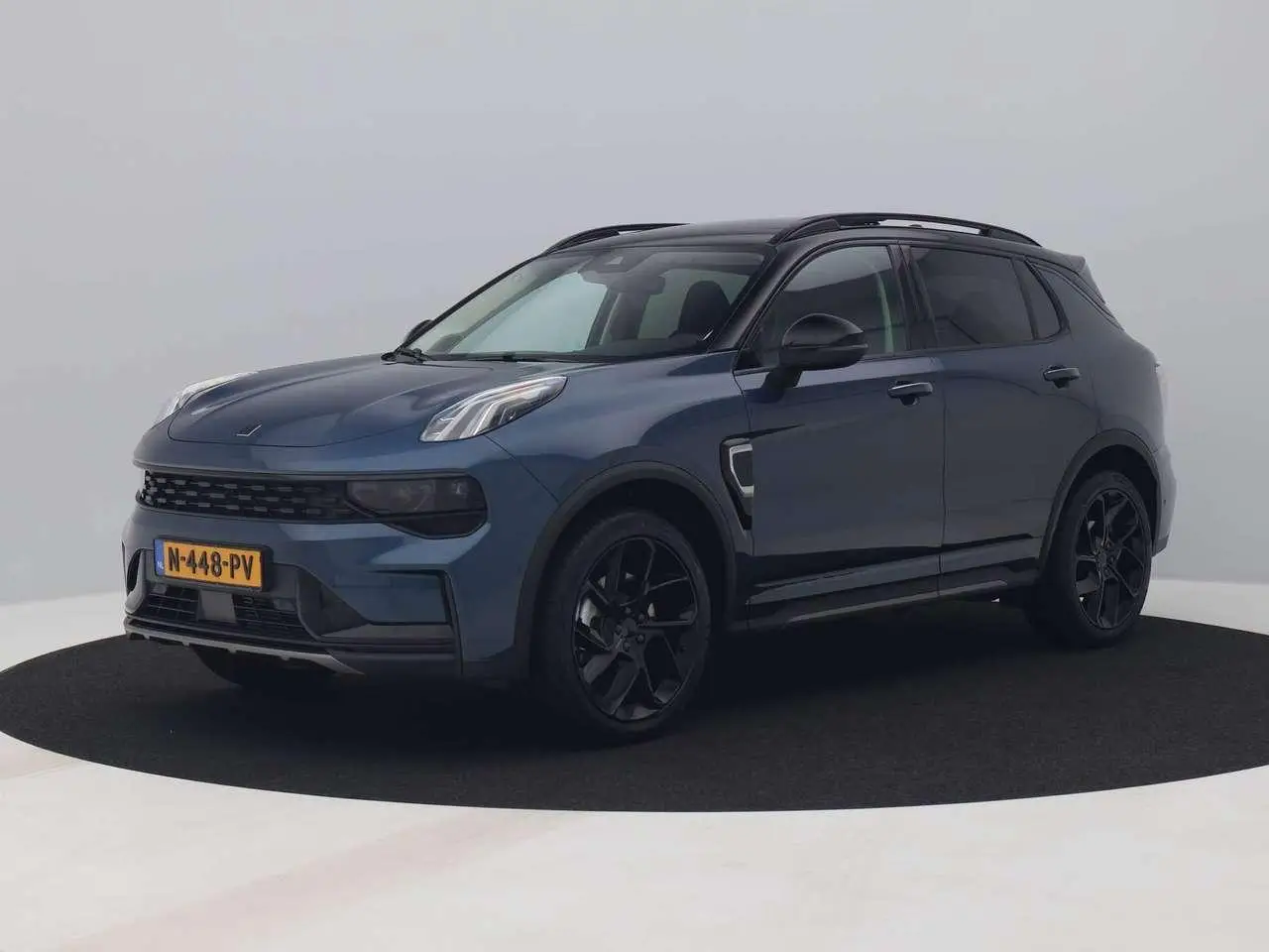 Photo 1 : Lynk & Co 01 2021 Hybrid