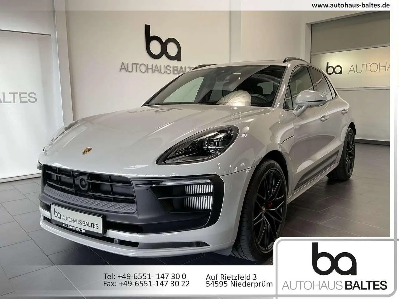 Photo 1 : Porsche Macan 2024 Essence