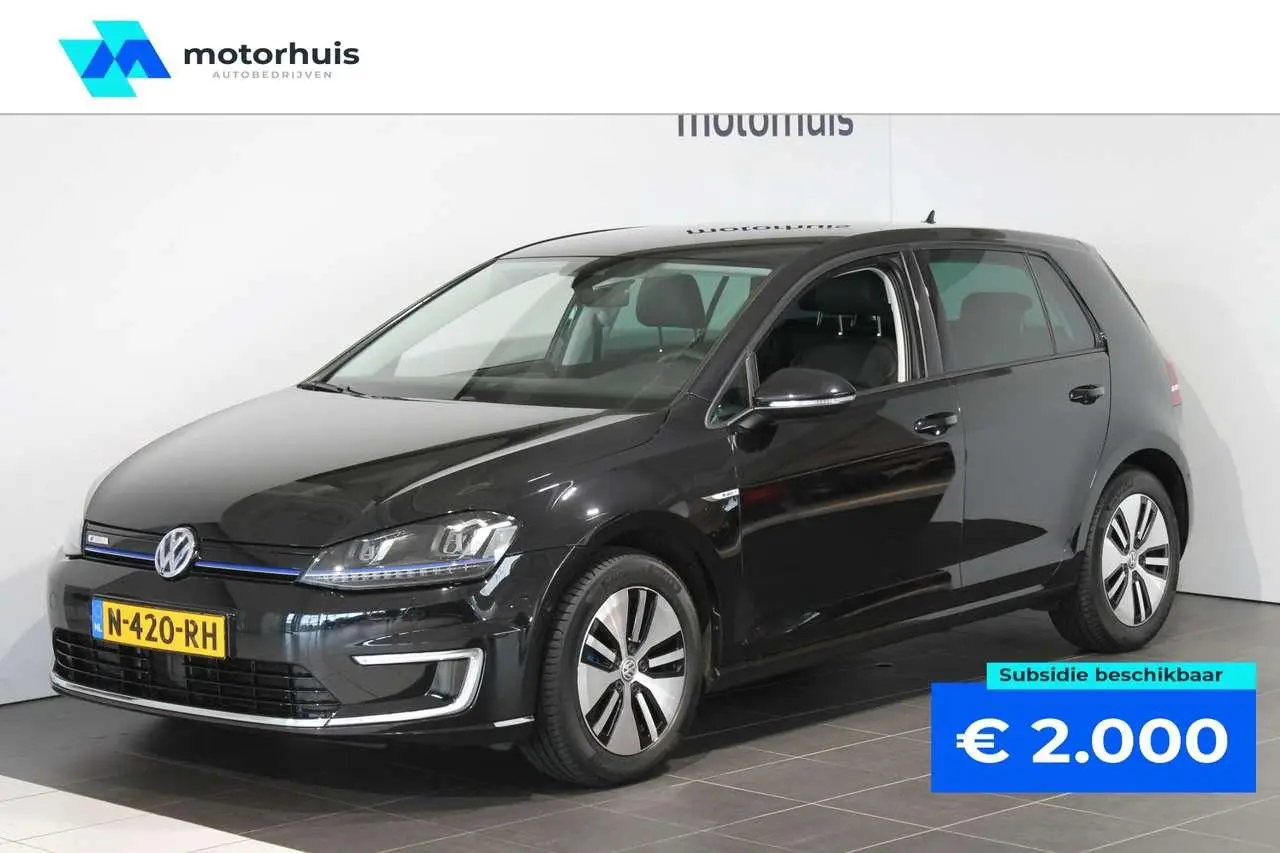 Photo 1 : Volkswagen Golf 2016 Electric