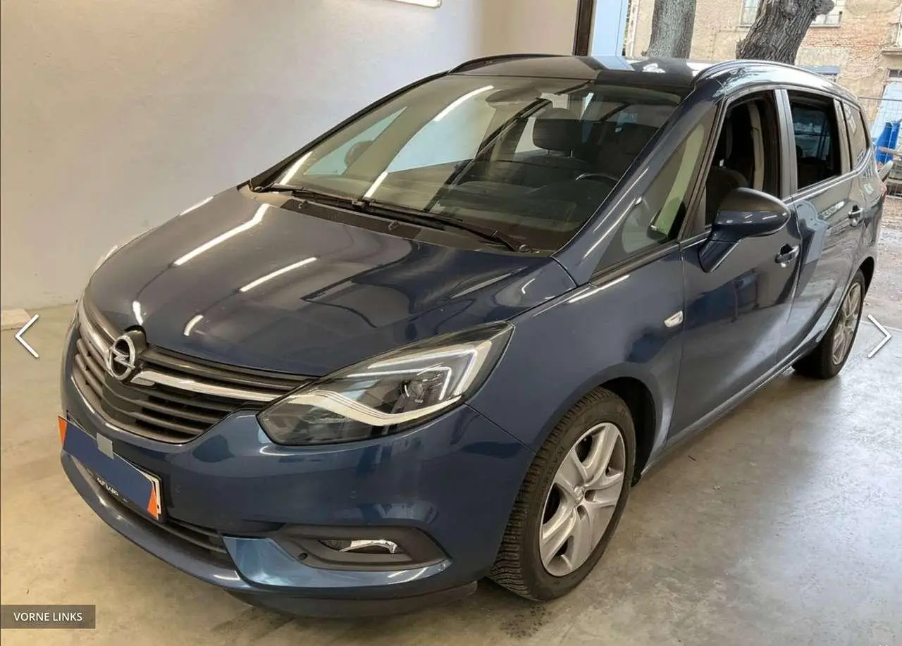 Photo 1 : Opel Zafira 2017 Essence