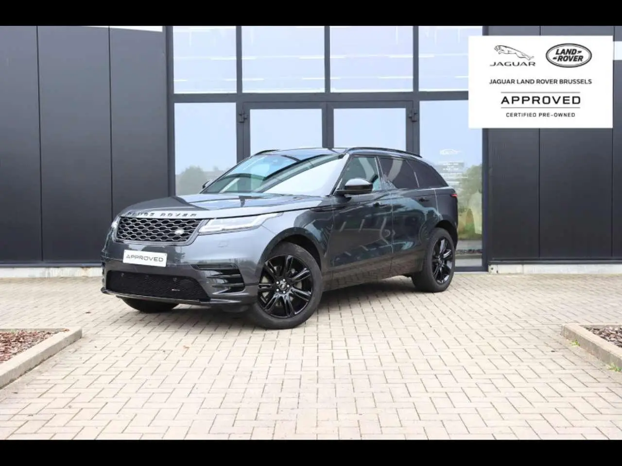 Photo 1 : Land Rover Range Rover Velar 2023 Diesel