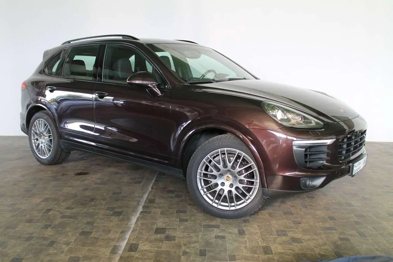 Photo 1 : Porsche Cayenne 2016 Hybrid