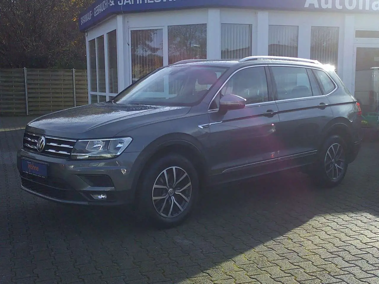 Photo 1 : Volkswagen Tiguan 2021 Petrol