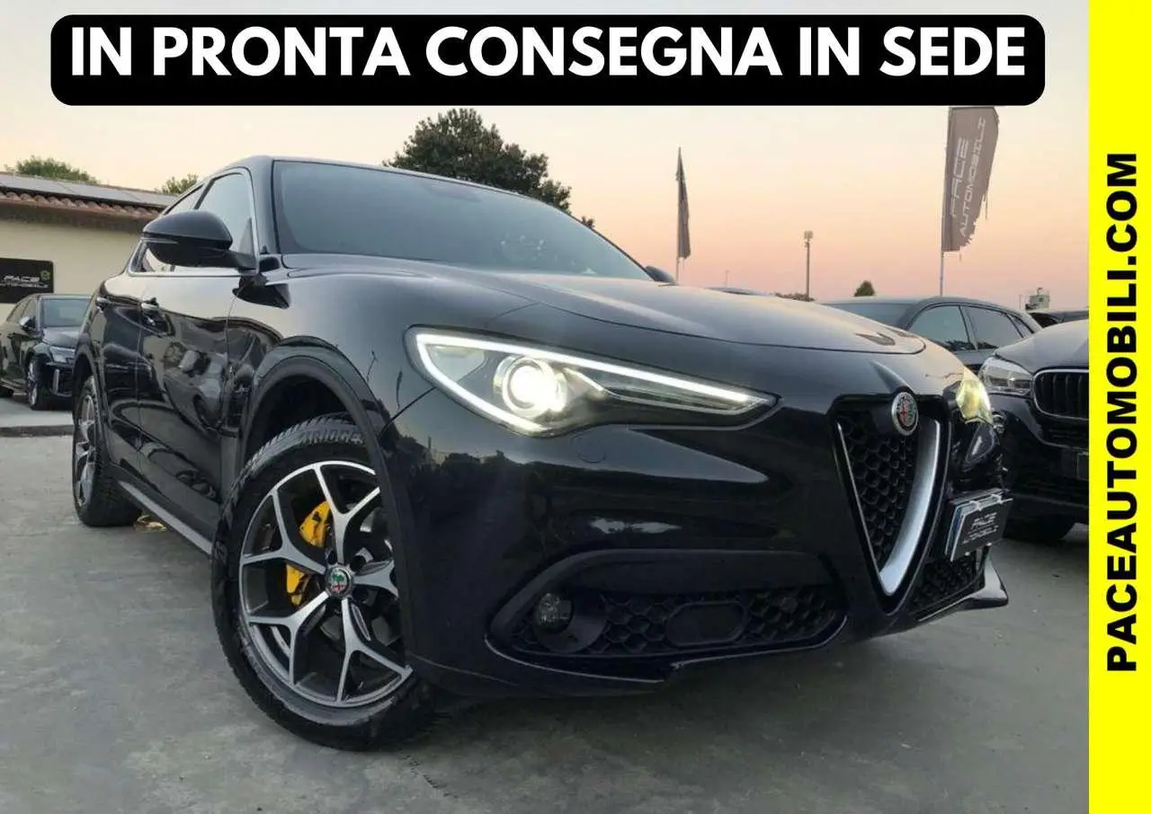 Photo 1 : Alfa Romeo Stelvio 2018 Diesel