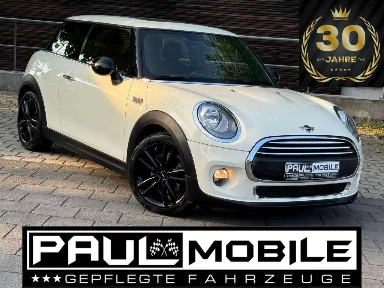 Photo 1 : Mini One 2015 Petrol