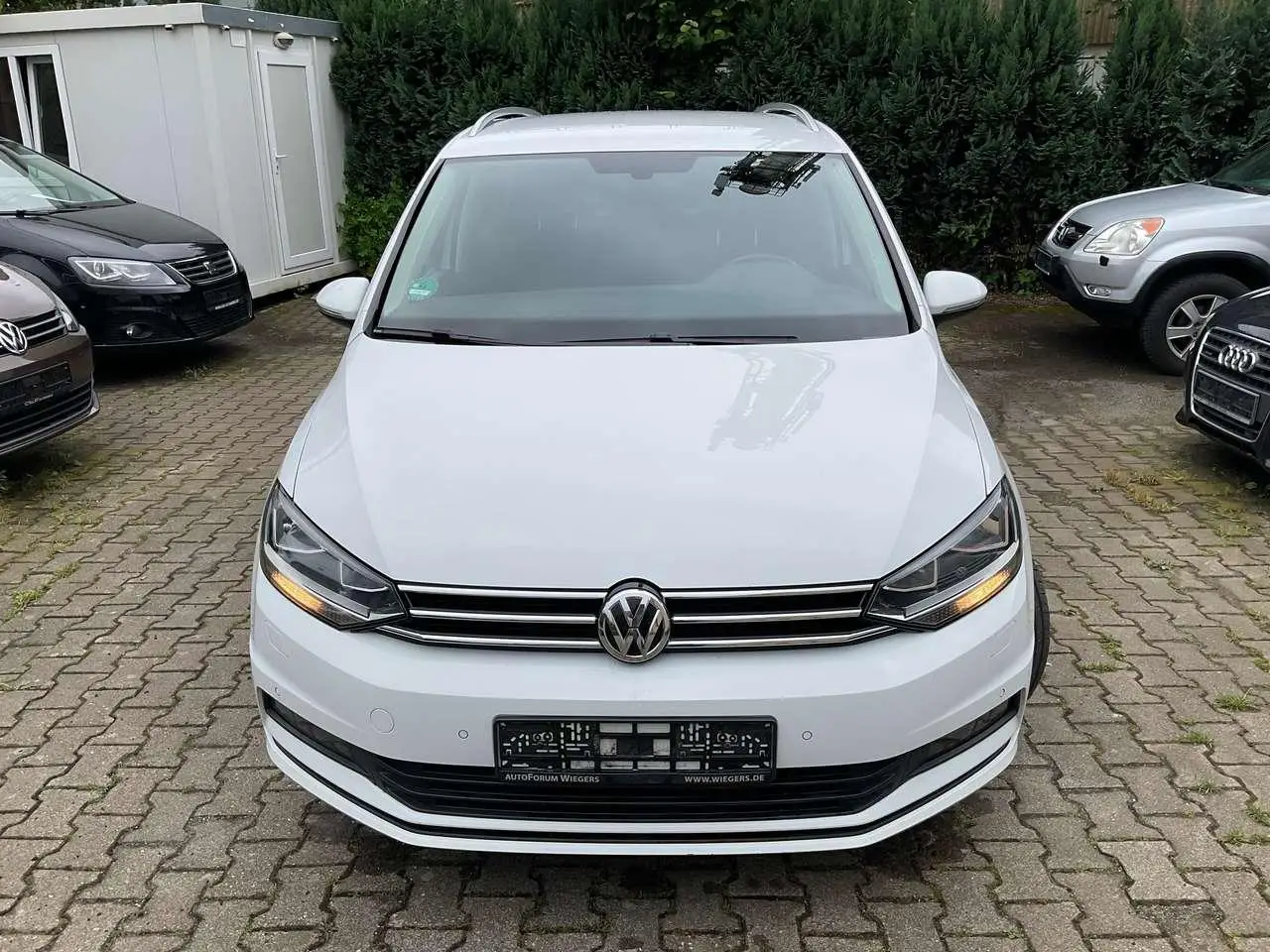 Photo 1 : Volkswagen Touran 2018 Petrol