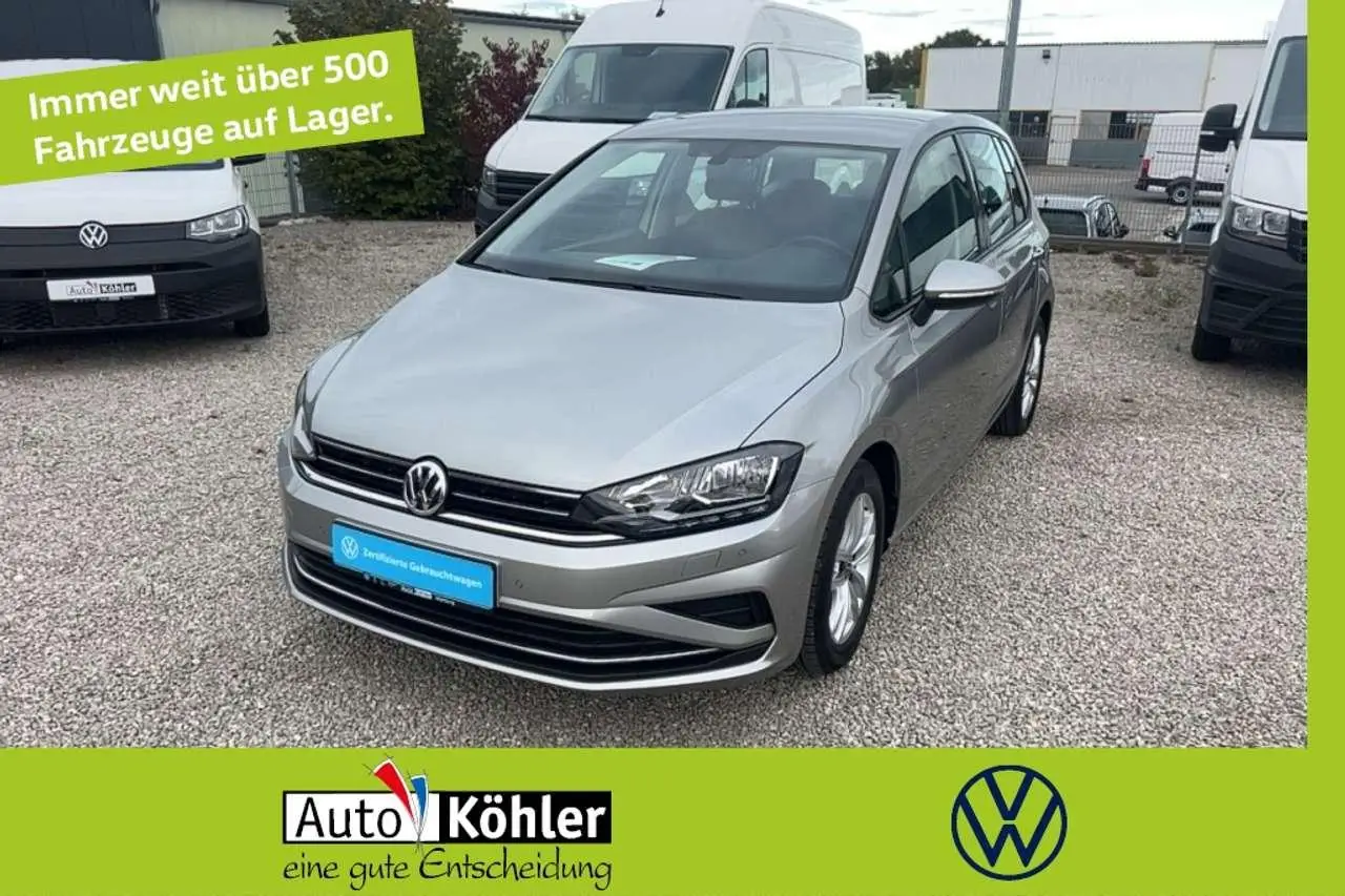 Photo 1 : Volkswagen Golf 2020 Petrol