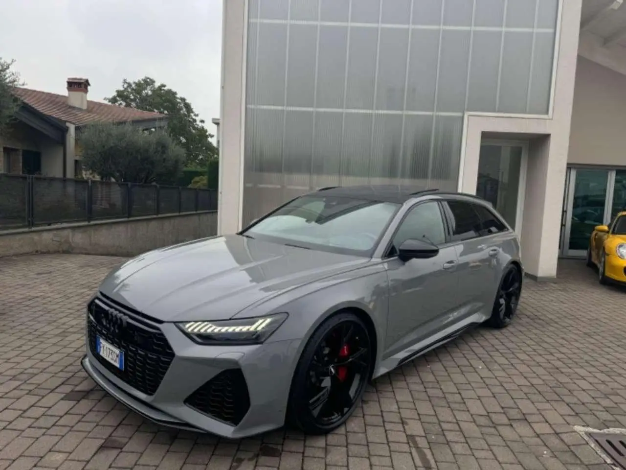 Photo 1 : Audi Rs6 2019 Hybride