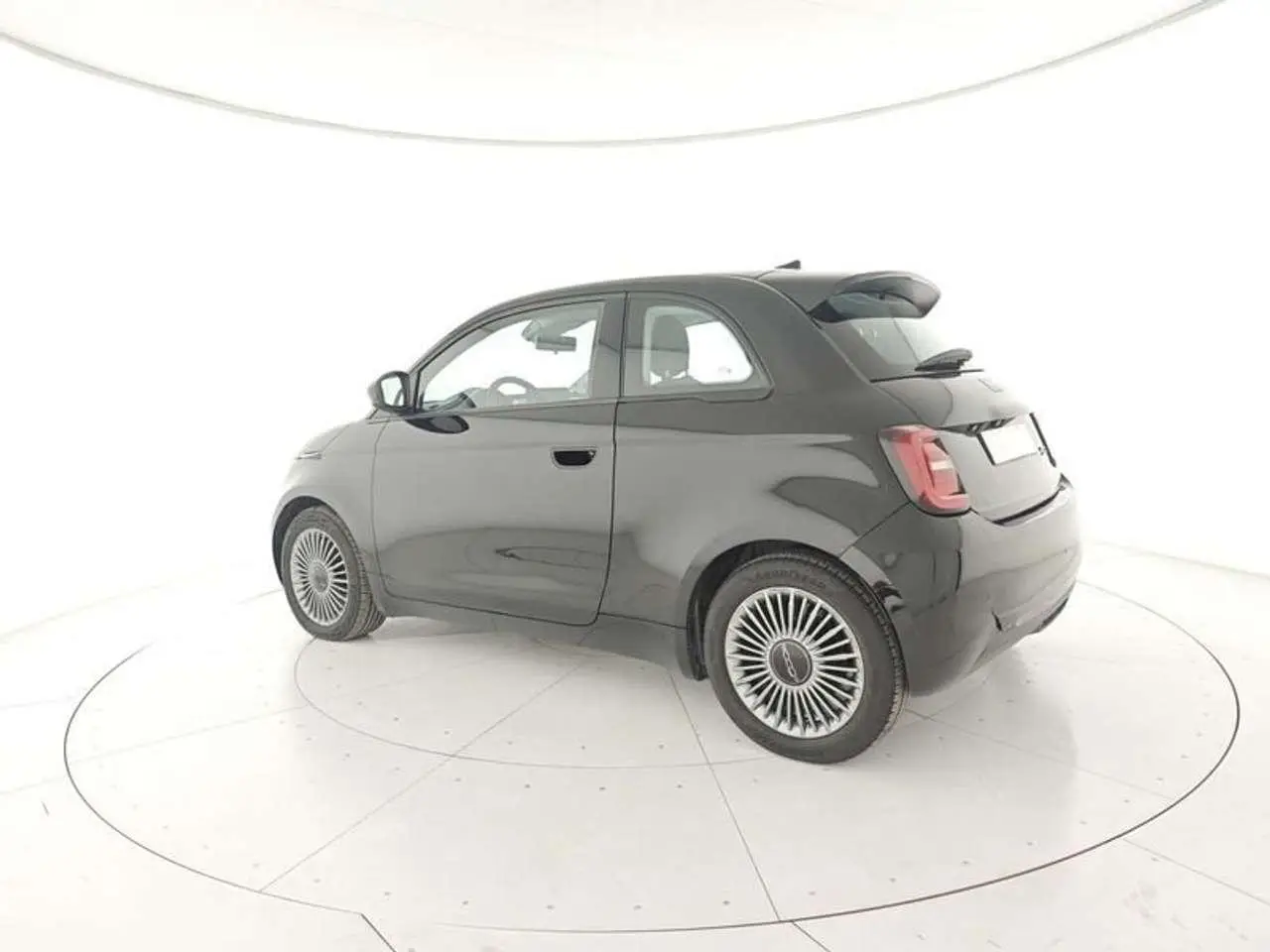 Photo 1 : Fiat 500 2021 Electric