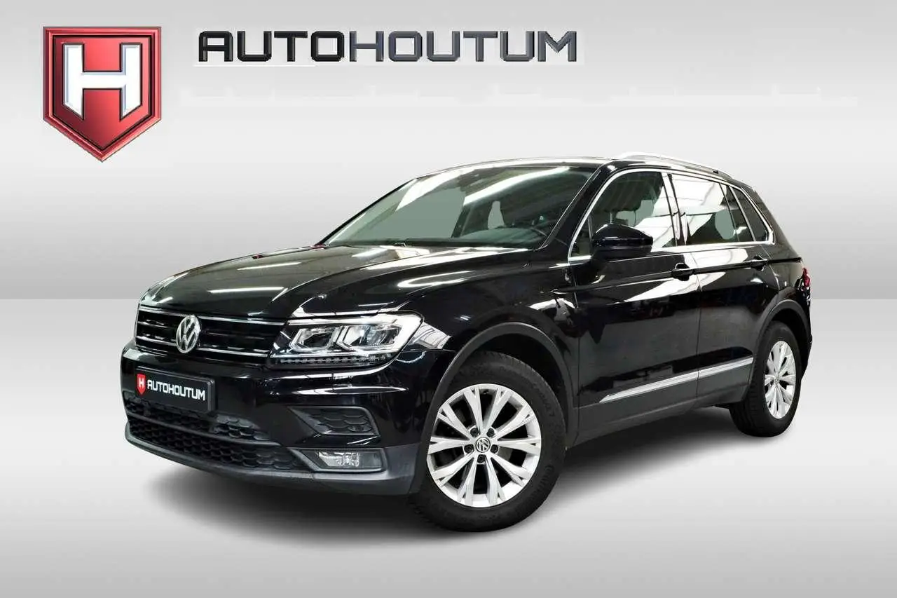 Photo 1 : Volkswagen Tiguan 2017 Essence