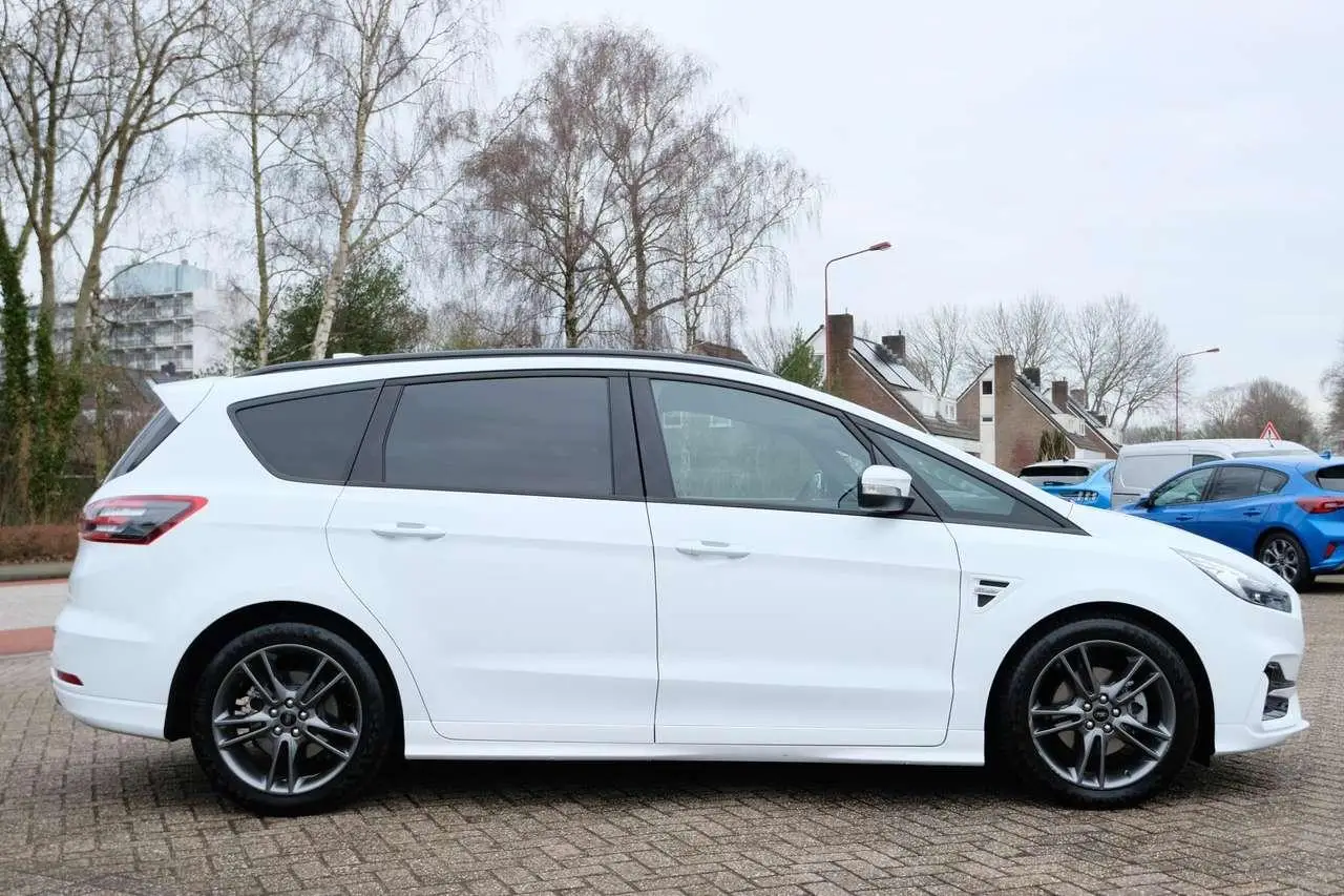 Photo 1 : Ford S-max 2023 Hybrid