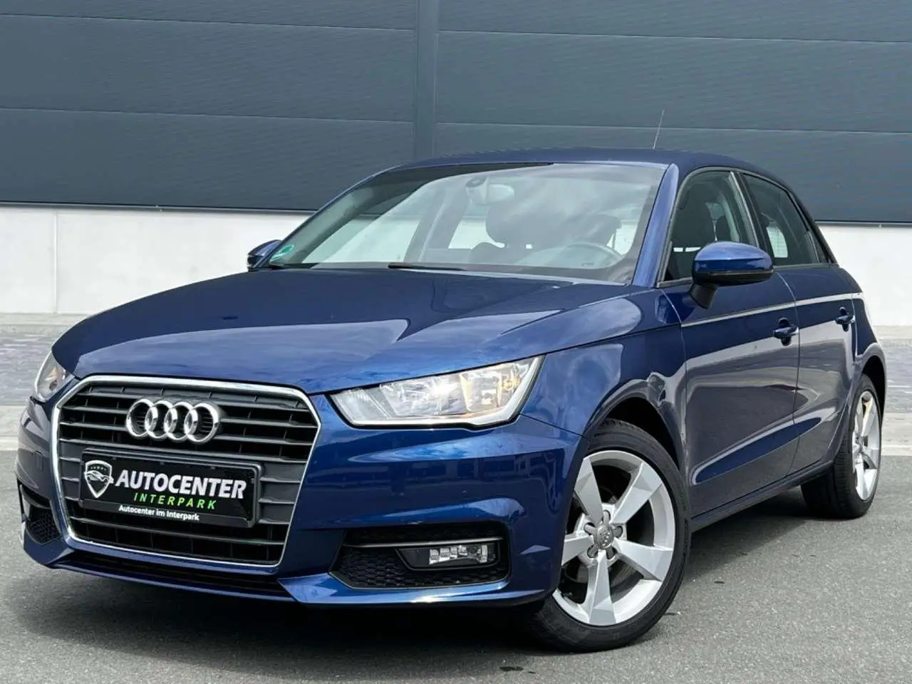 Photo 1 : Audi A1 2015 Essence