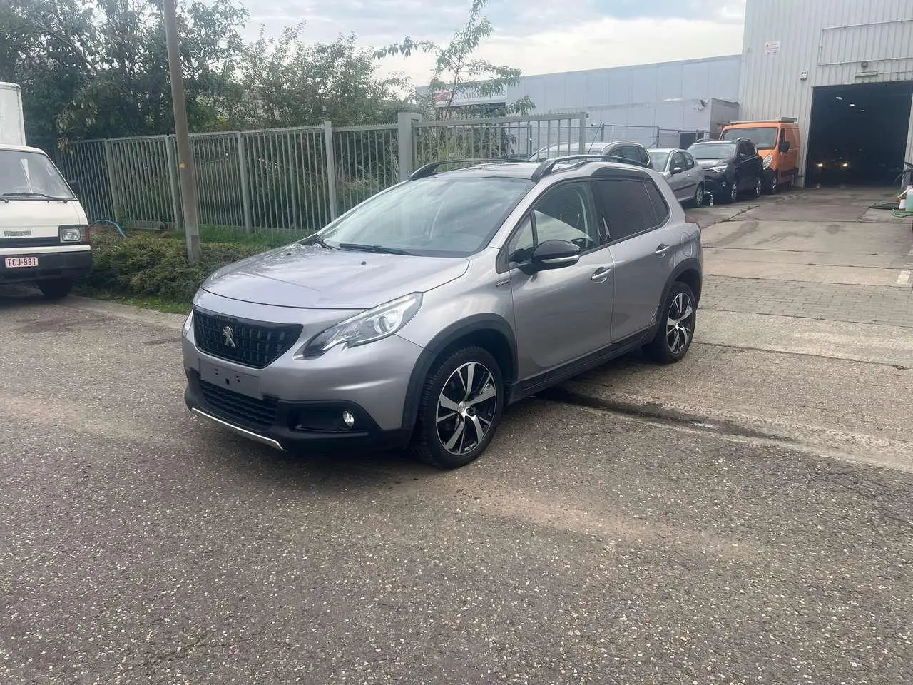 Photo 1 : Peugeot 2008 2018 Petrol