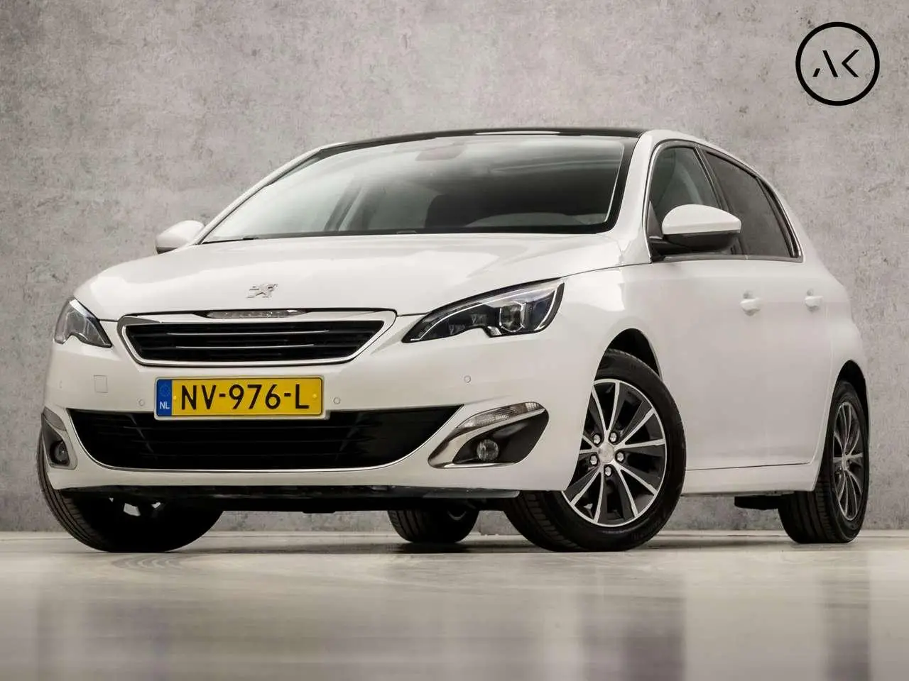 Photo 1 : Peugeot 308 2017 Petrol