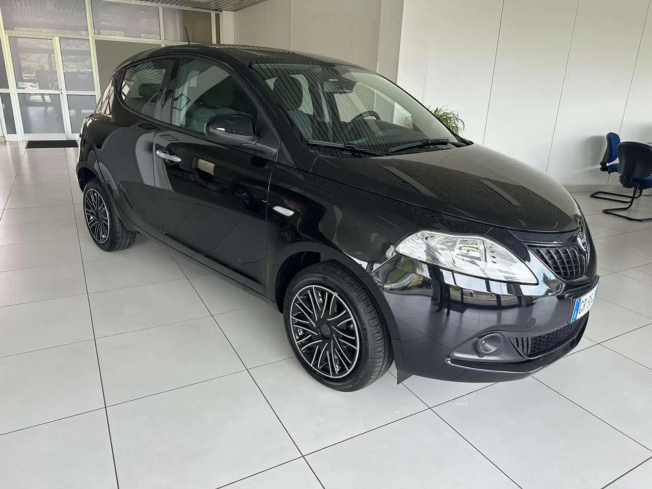 Photo 1 : Lancia Ypsilon 2023 Hybrid