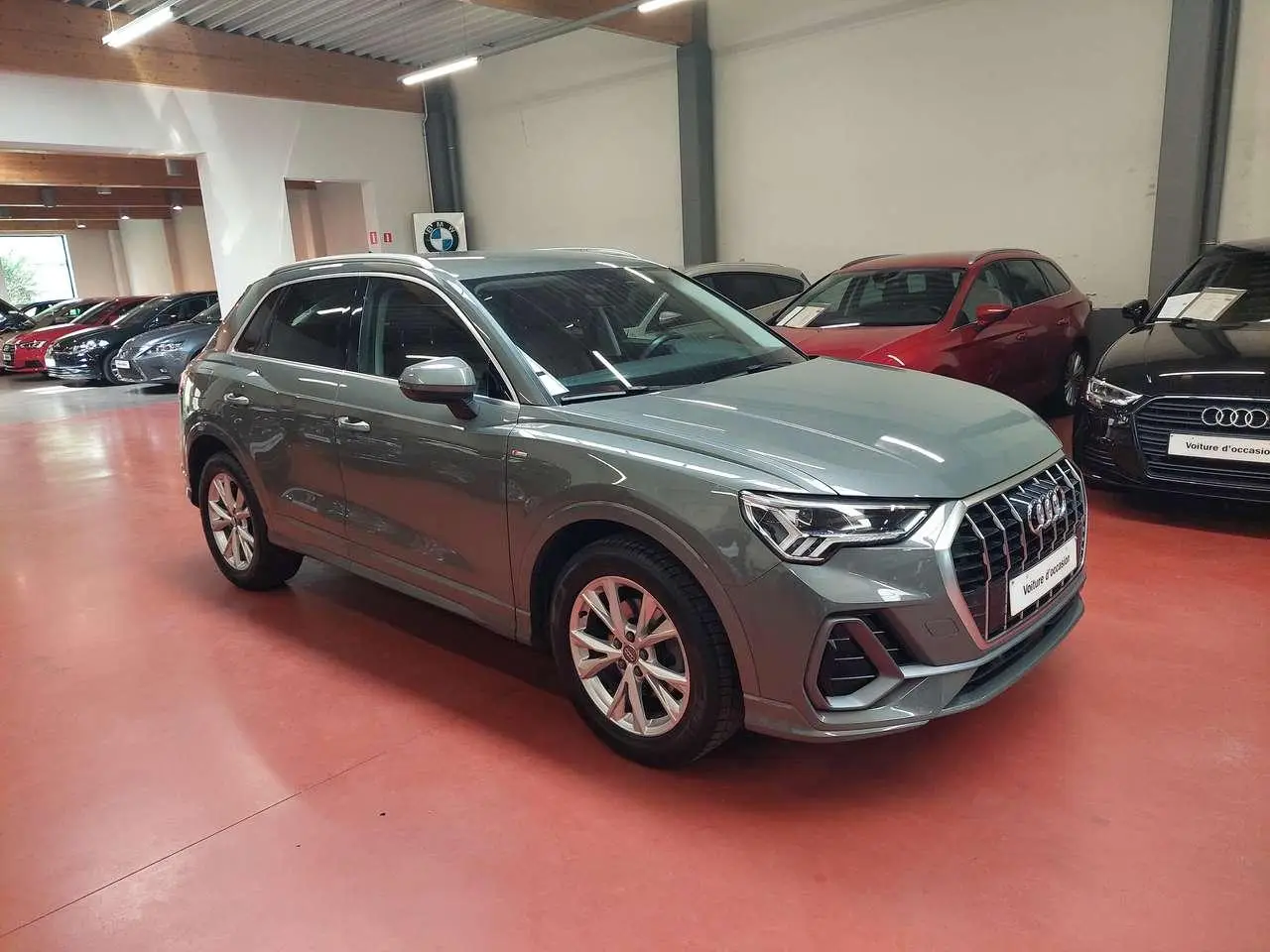 Photo 1 : Audi Q3 2019 Essence