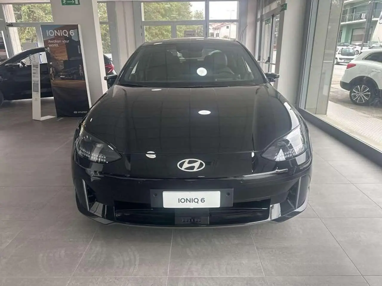 Photo 1 : Hyundai Ioniq 2024 Electric