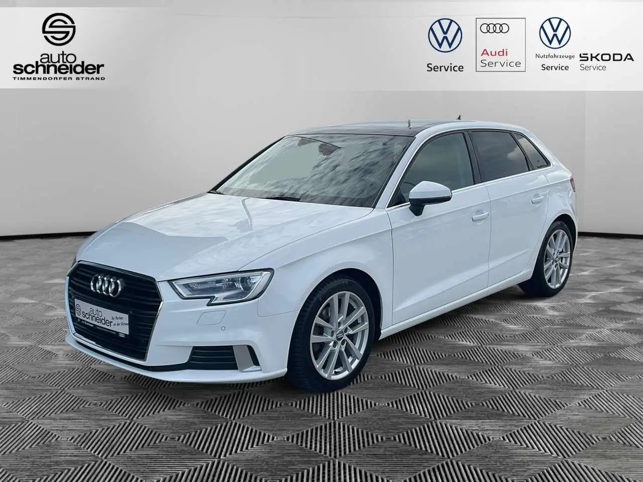 Photo 1 : Audi A3 2019 Petrol