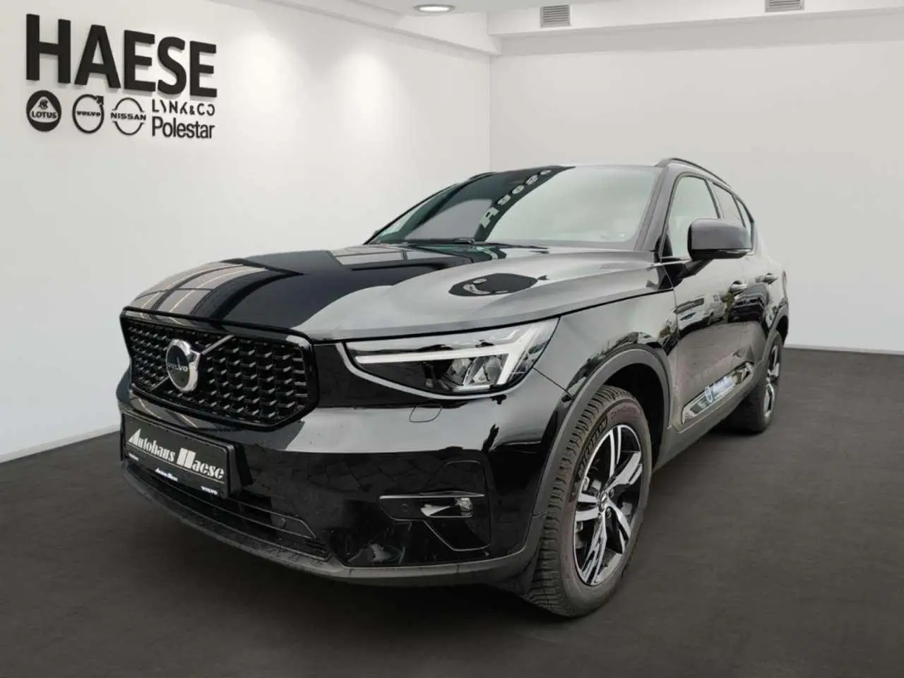 Photo 1 : Volvo Xc40 2024 Petrol