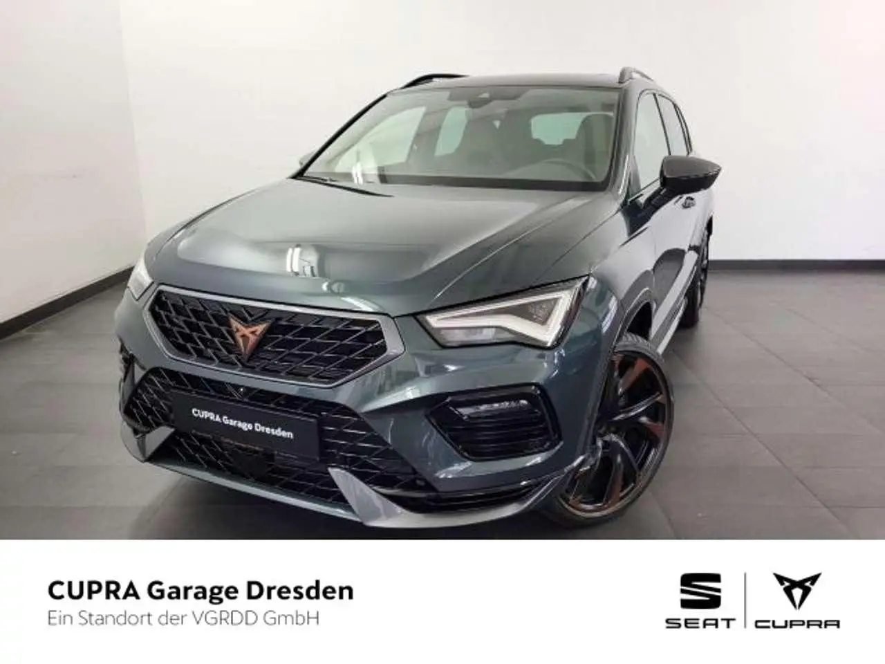 Photo 1 : Cupra Ateca 2024 Petrol