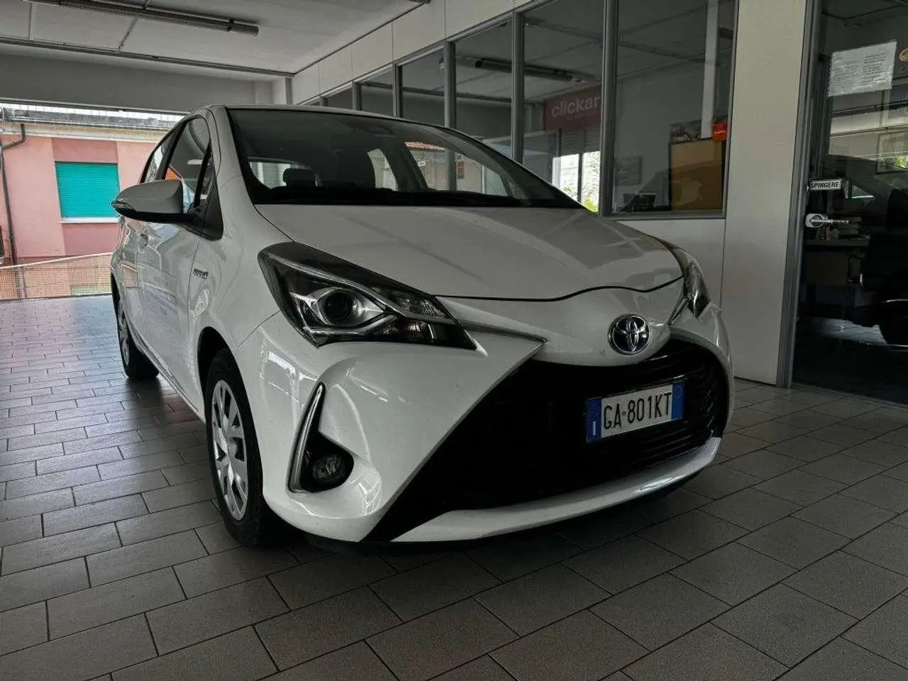 Photo 1 : Toyota Yaris 2020 Hybride