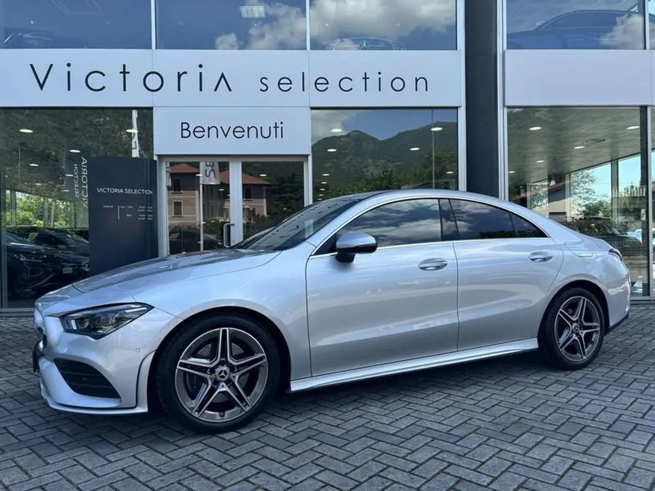 Photo 1 : Mercedes-benz Classe Cla 2023 Essence