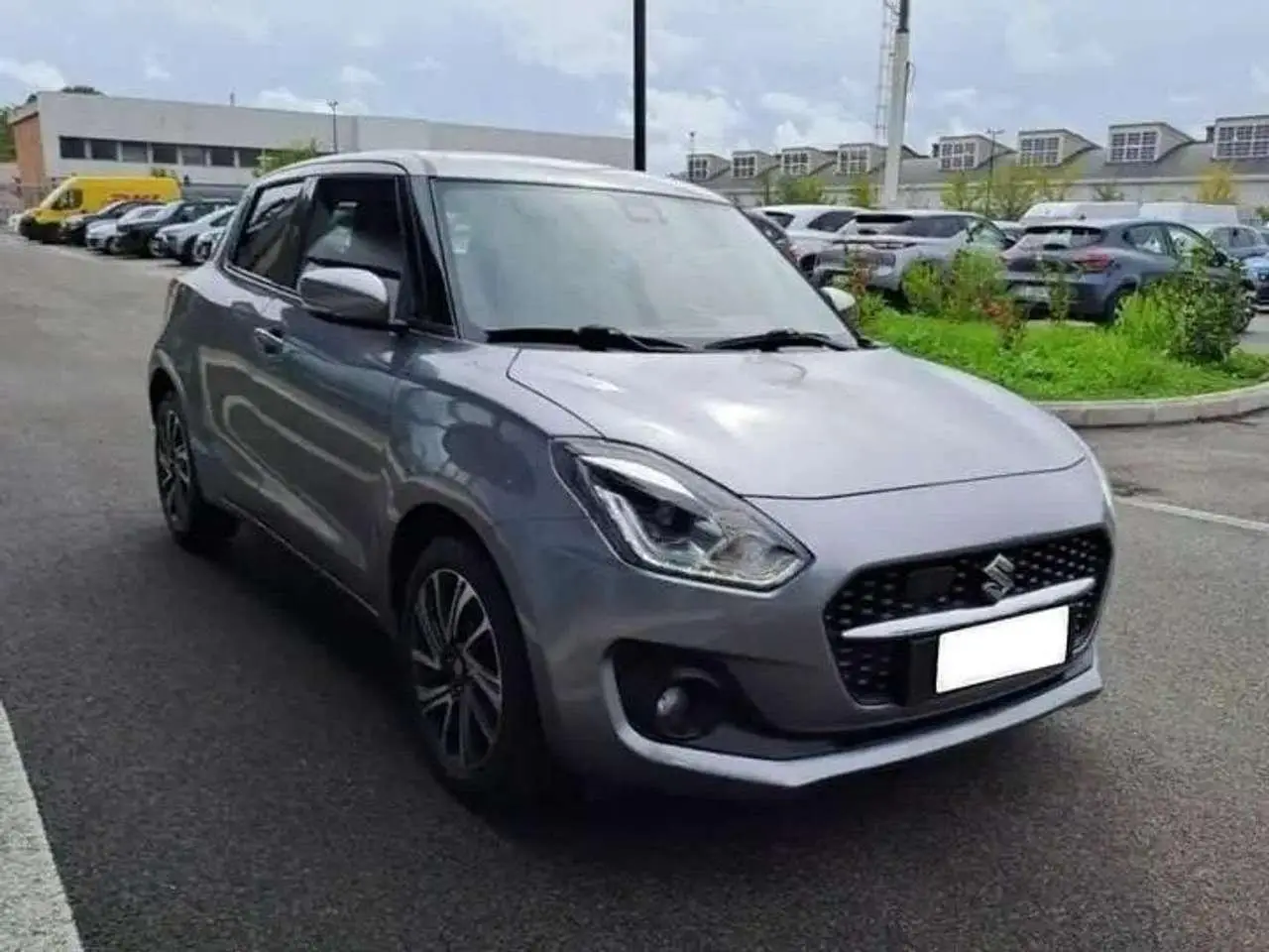 Photo 1 : Suzuki Swift 2021 Hybrid