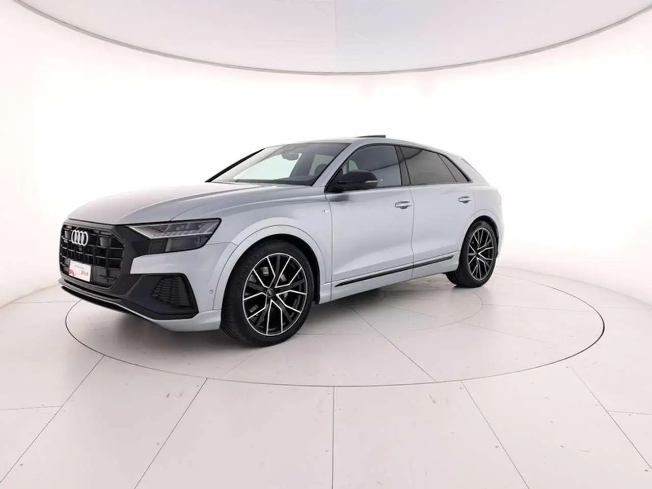 Photo 1 : Audi Q8 2023 Hybride