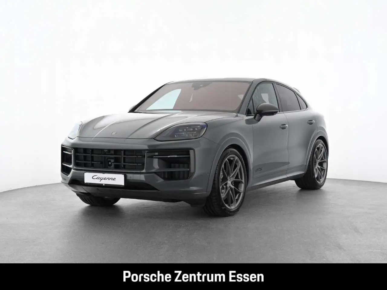 Photo 1 : Porsche Cayenne 2024 Essence