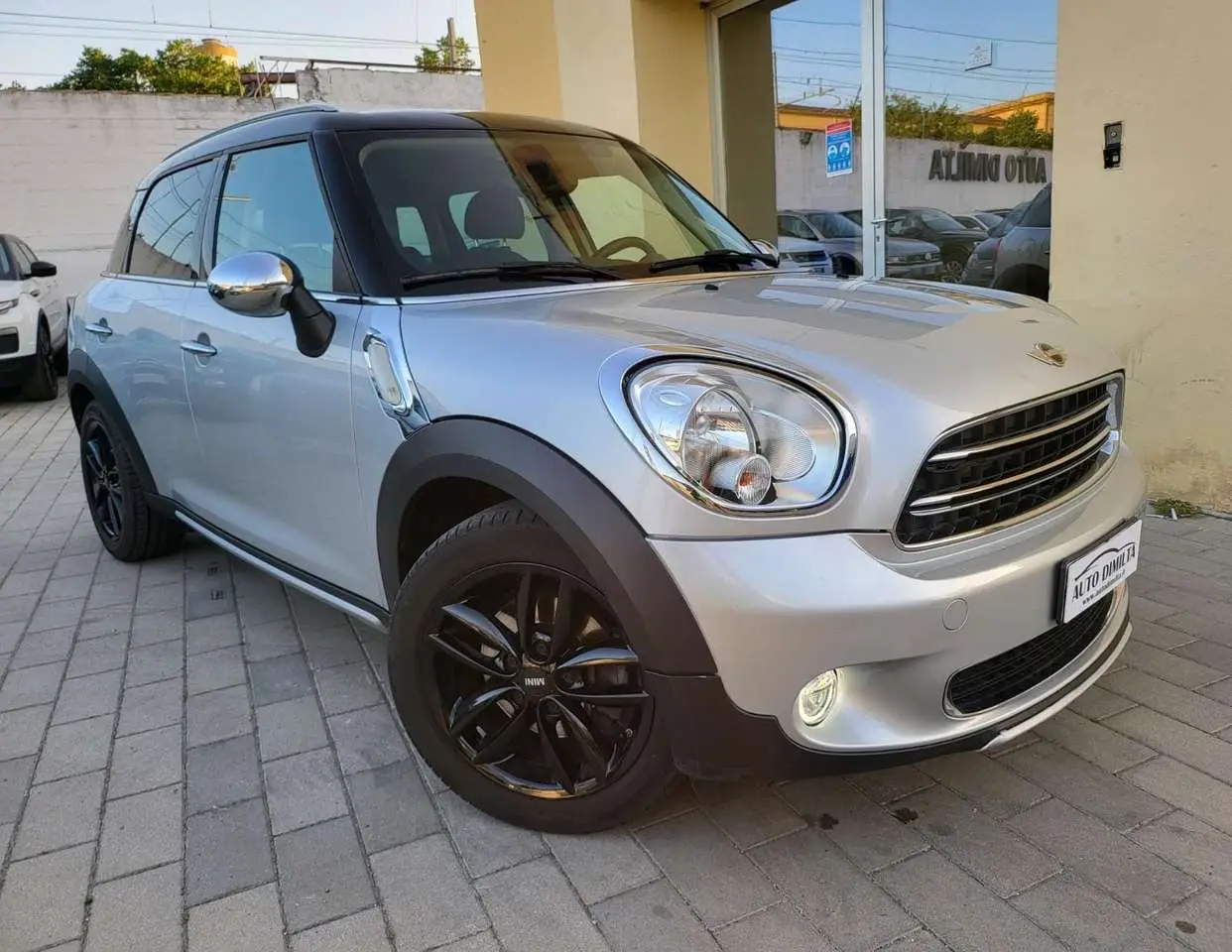 Photo 1 : Mini Cooper 2017 Diesel