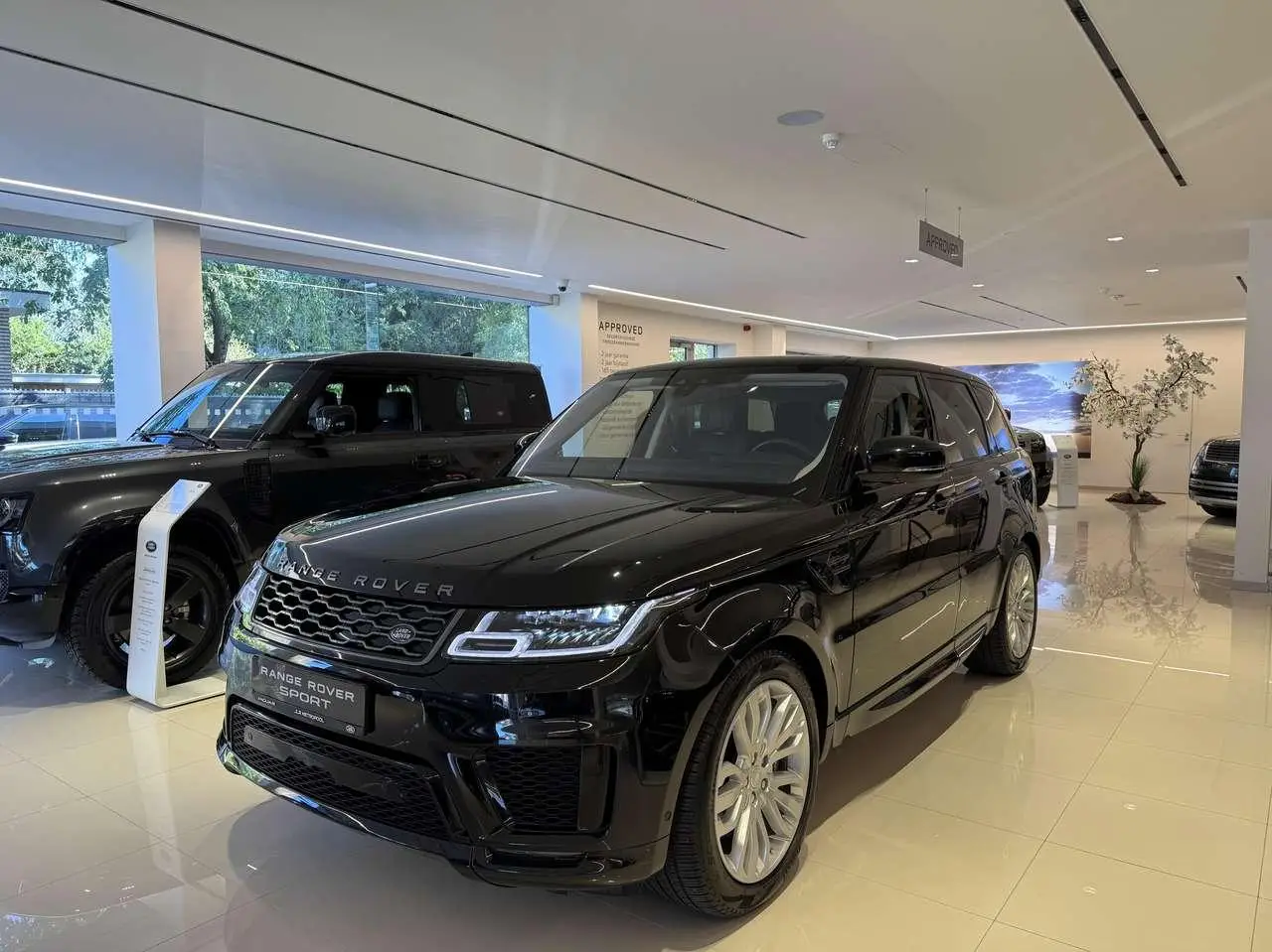 Photo 1 : Land Rover Range Rover Sport 2020 Hybride