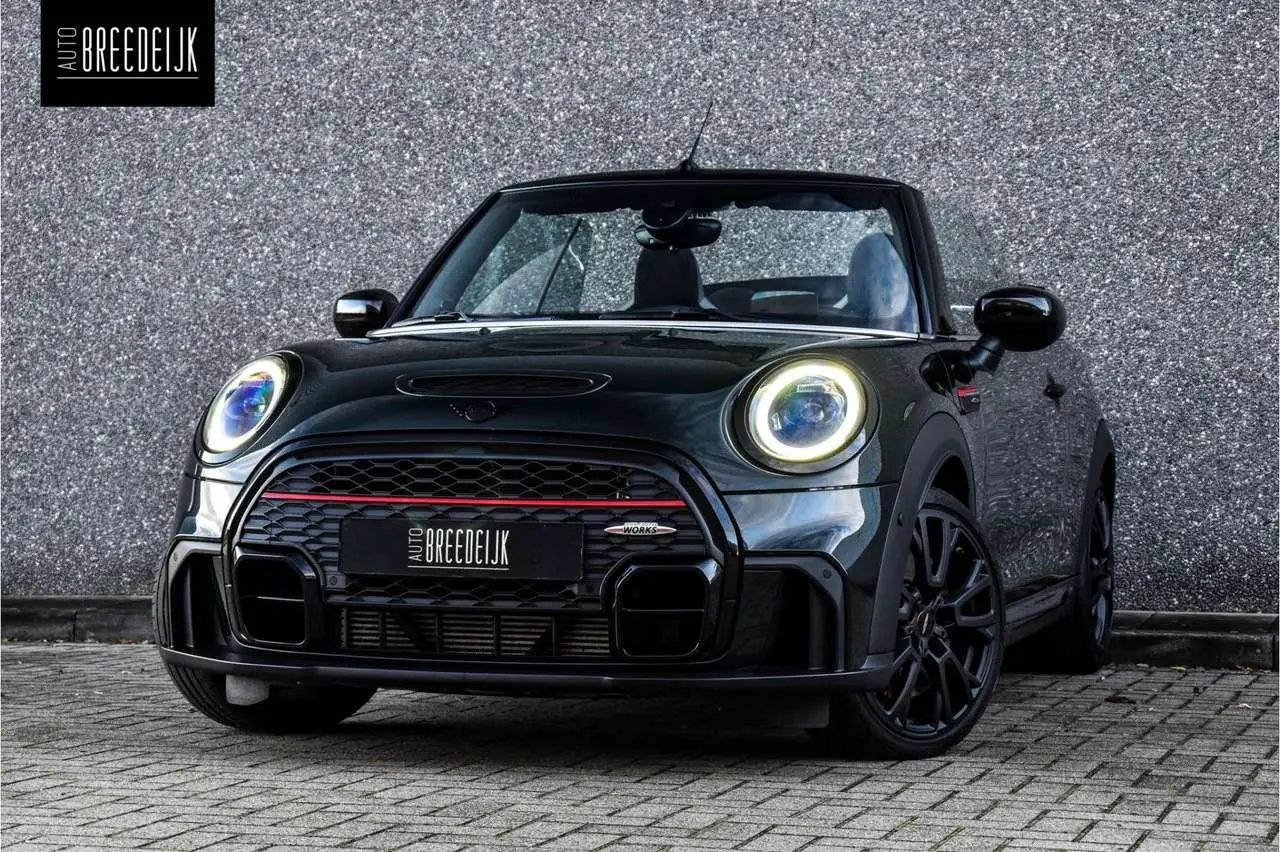 Photo 1 : Mini John Cooper Works 2022 Essence