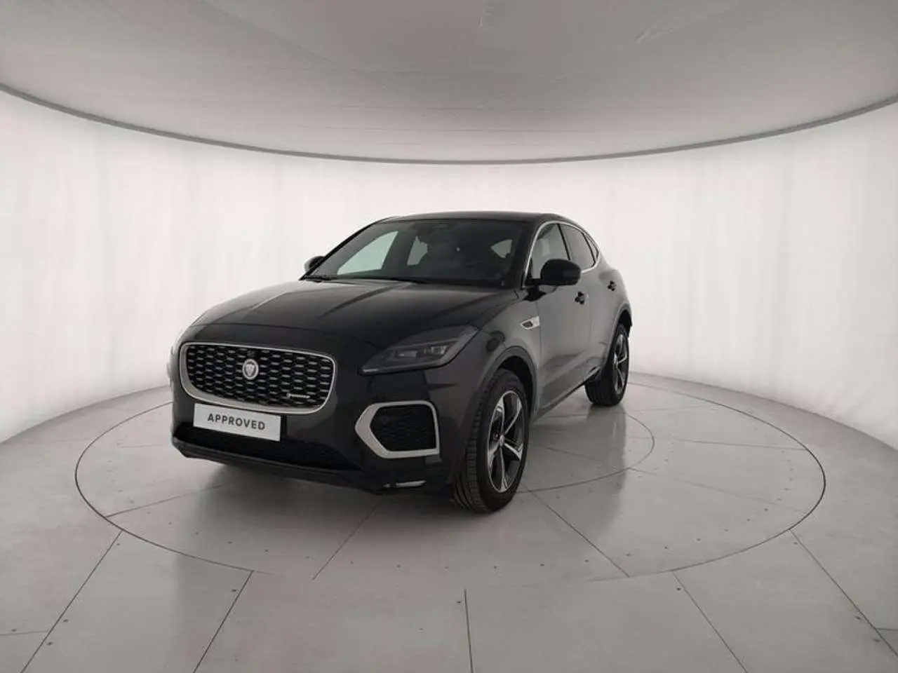 Photo 1 : Jaguar E-pace 2021 Hybride