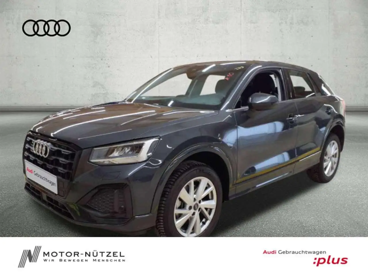 Photo 1 : Audi Q2 2024 Petrol