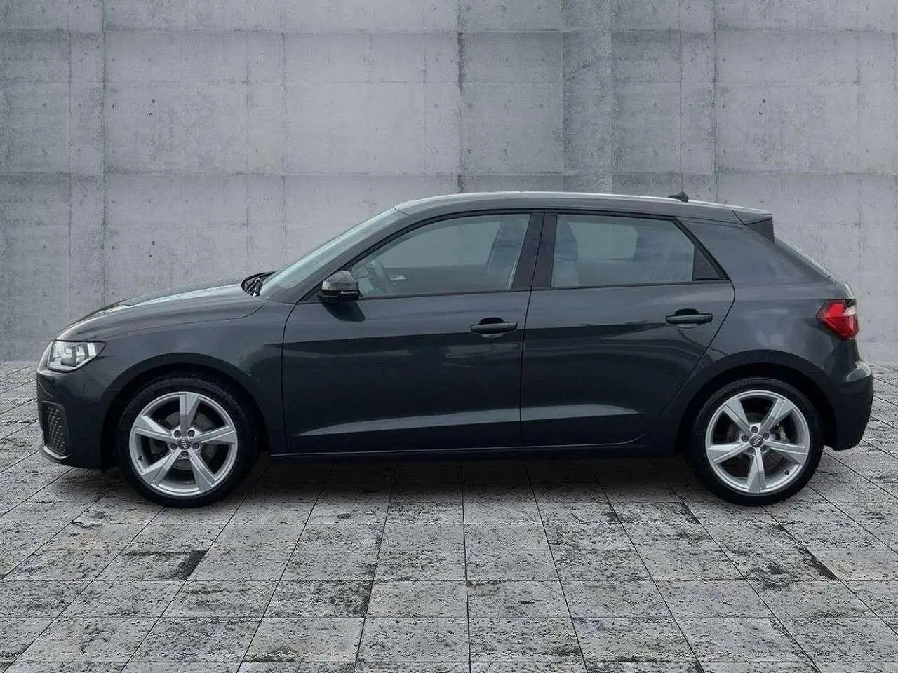 Photo 1 : Audi A1 2020 Essence