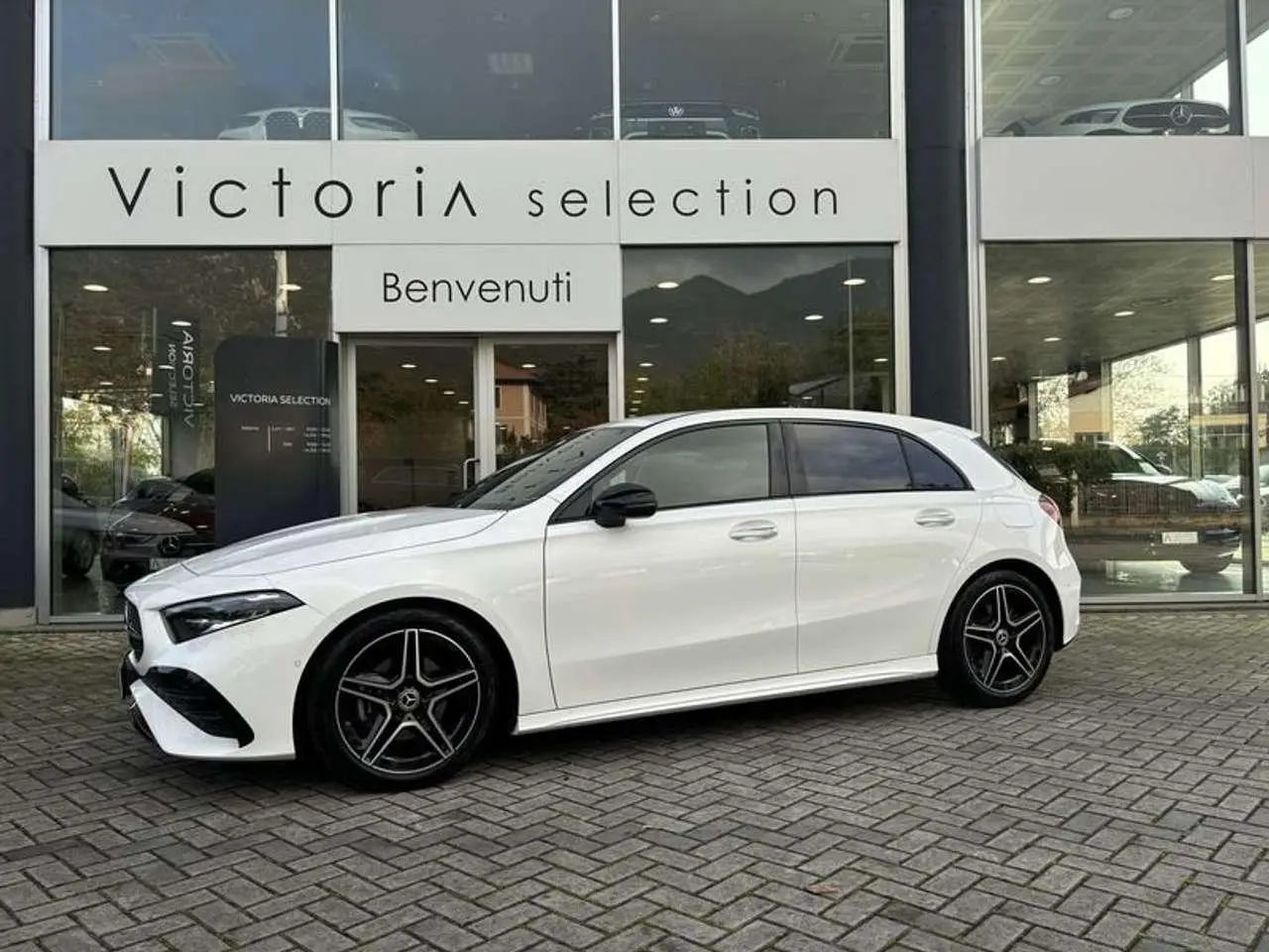 Photo 1 : Mercedes-benz Classe A 2023 Hybrid