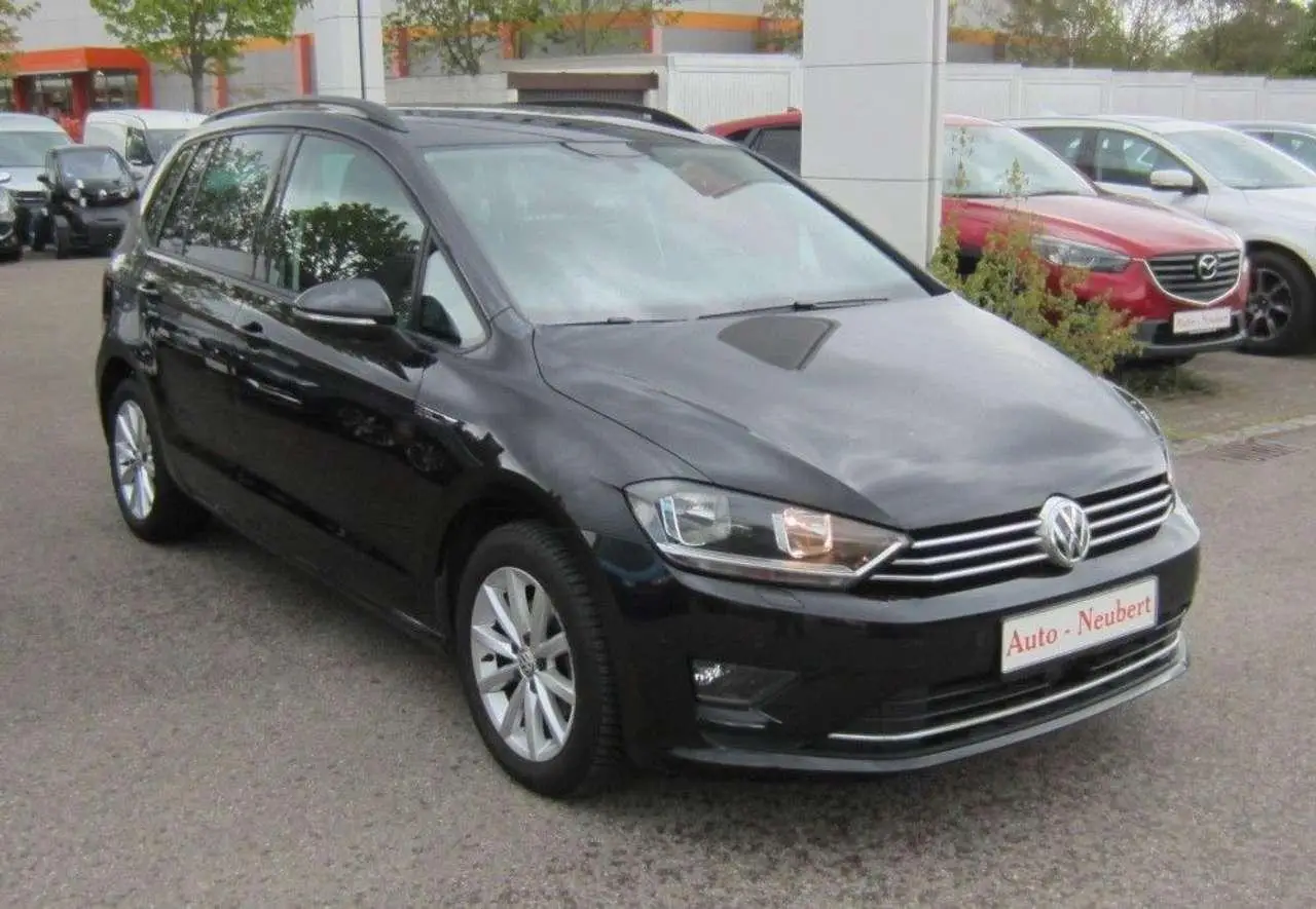 Photo 1 : Volkswagen Golf 2015 Essence