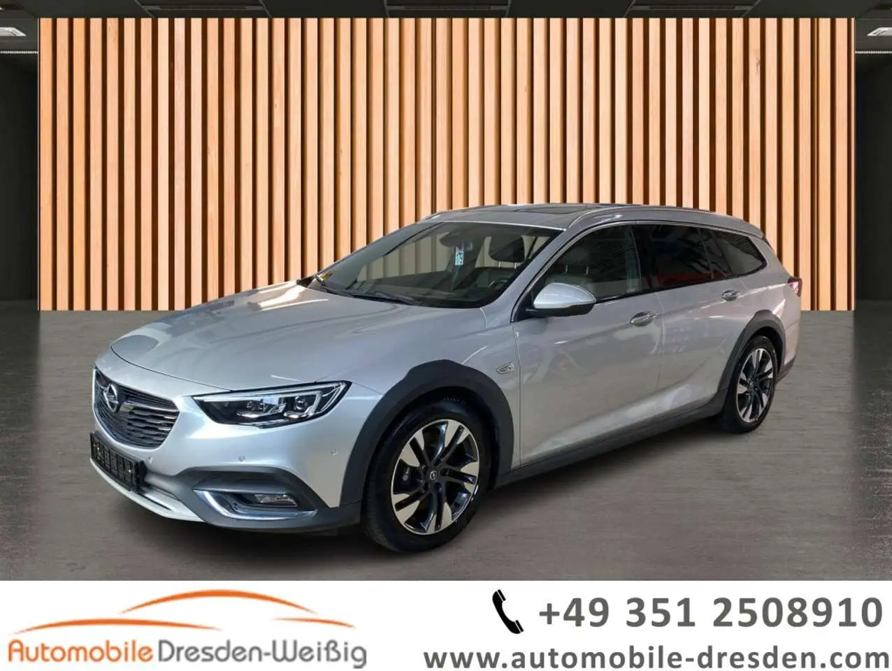 Photo 1 : Opel Insignia 2017 Essence