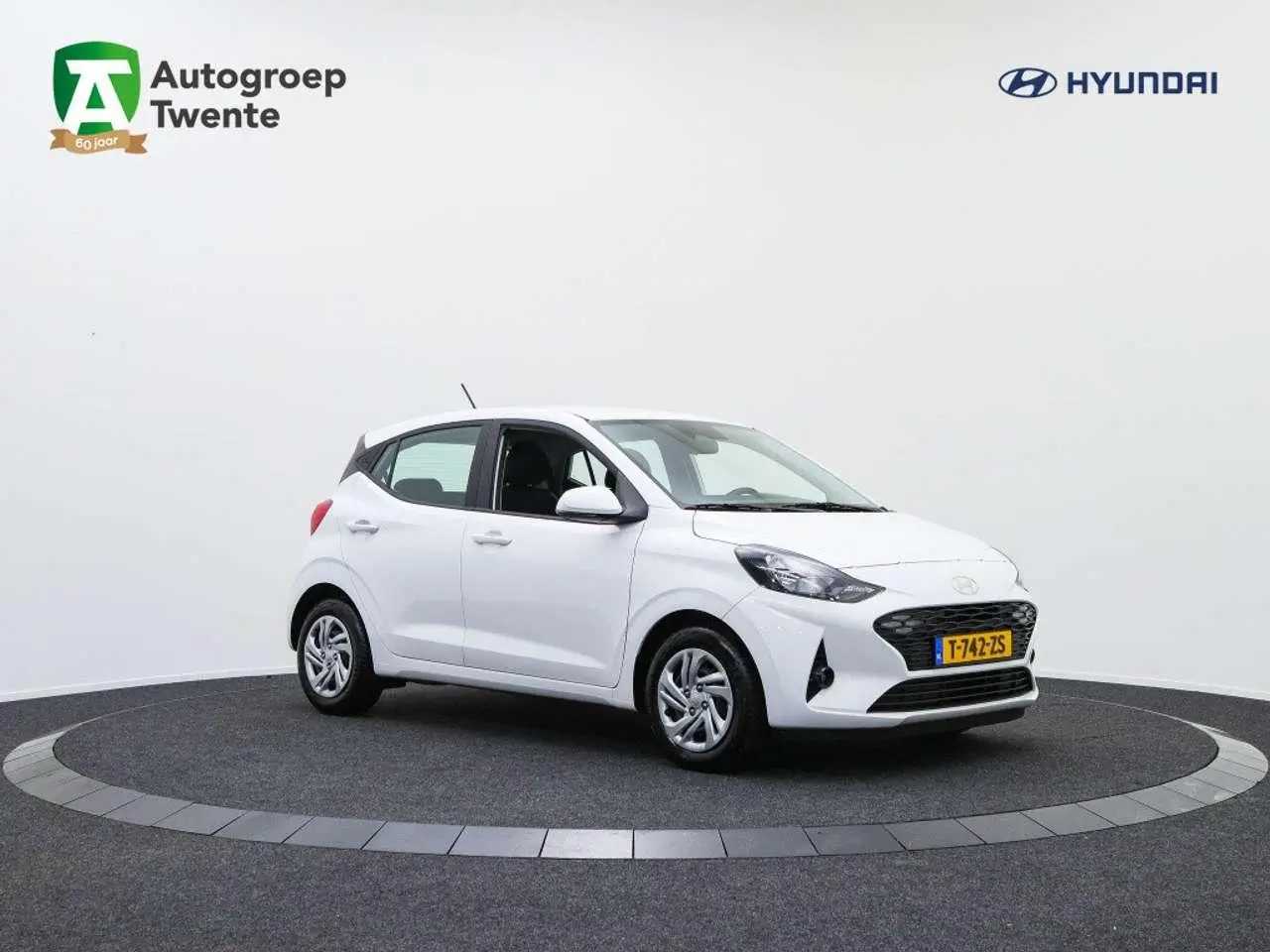 Photo 1 : Hyundai I10 2023 Petrol