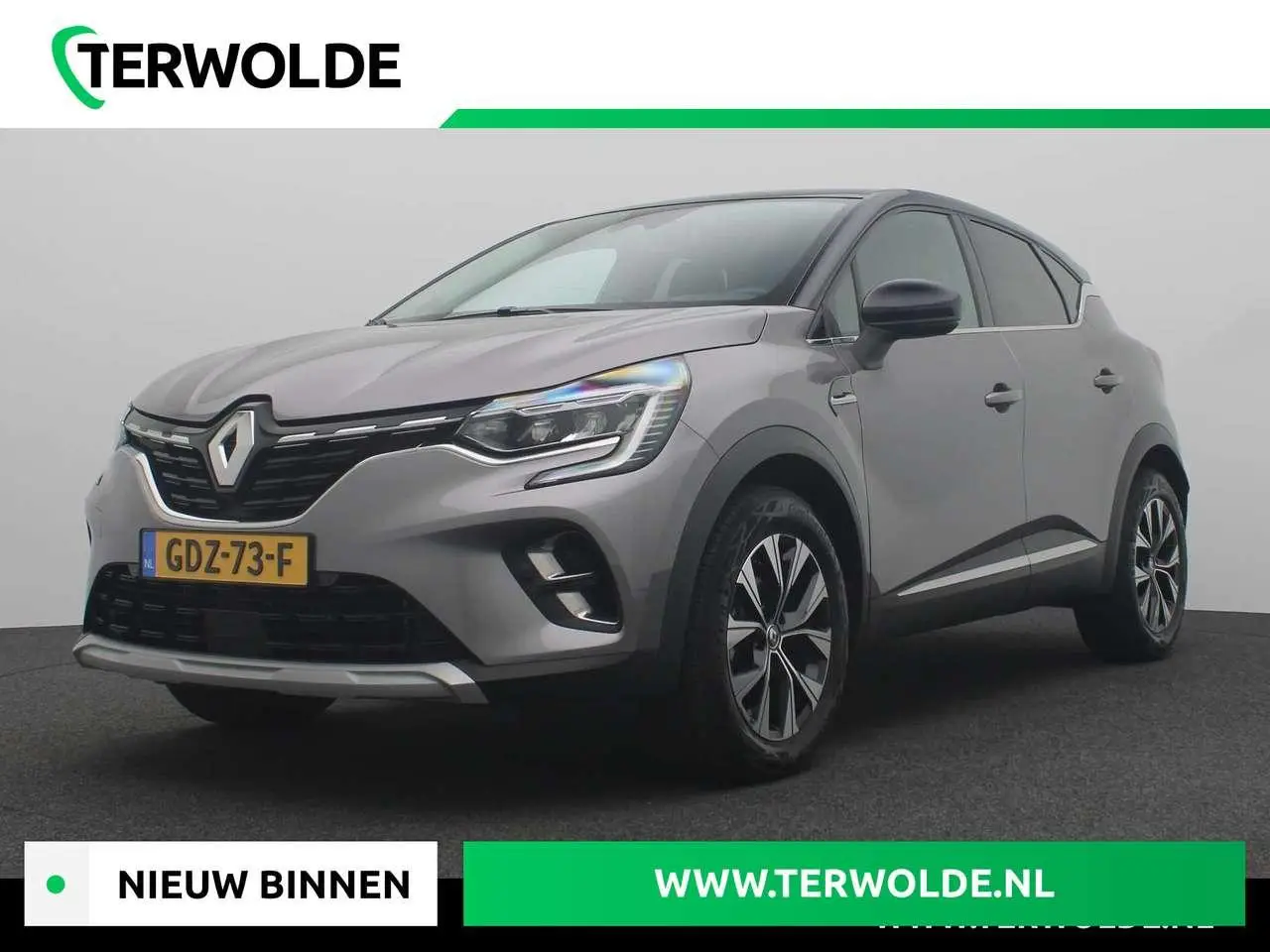 Photo 1 : Renault Captur 2023 Essence