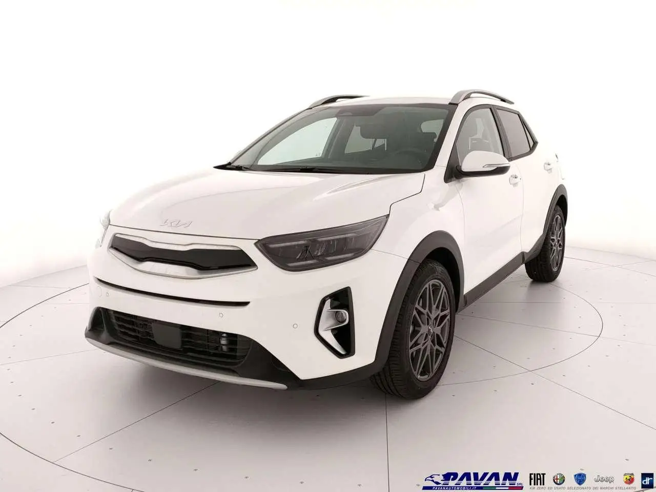 Photo 1 : Kia Stonic 2024 Hybrid