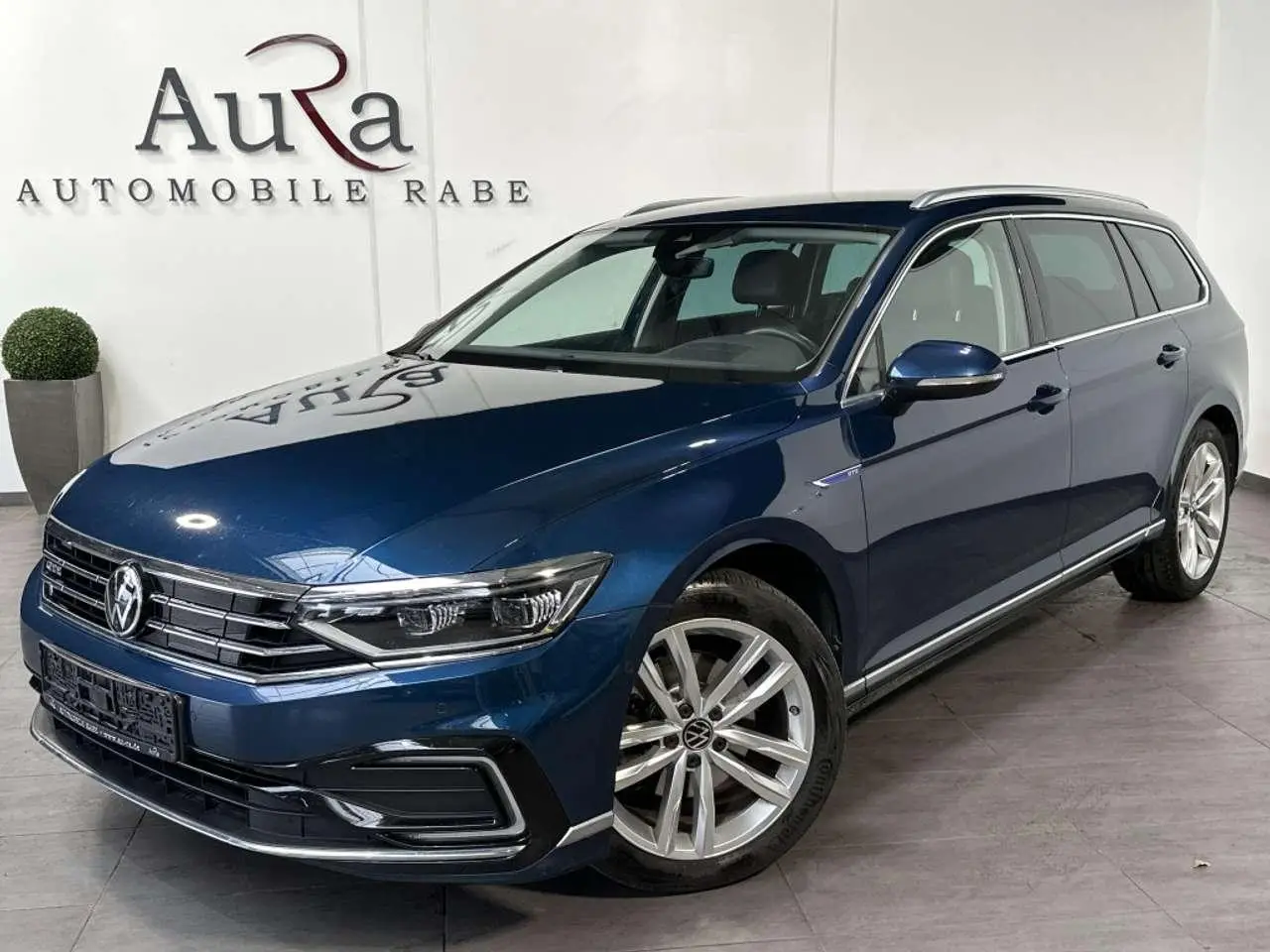 Photo 1 : Volkswagen Passat 2020 Hybride